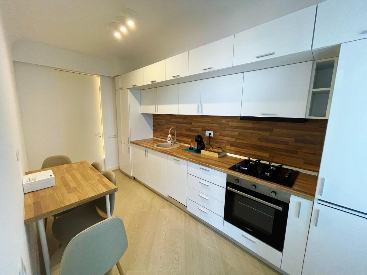 Luxury Wellness Apartamento Bucarest